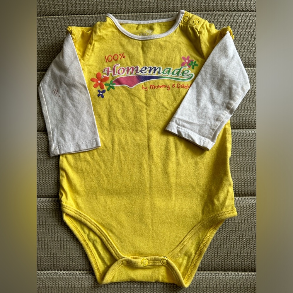 Long Sleeve Bodysuit onesie| Homemade by Mommy and Daddy